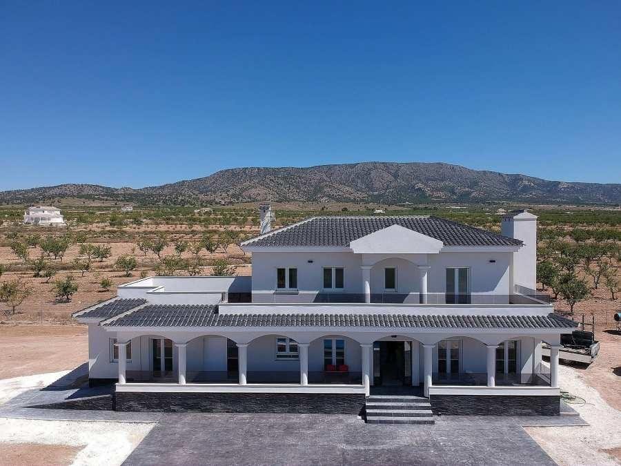 Villa met 4 slaapkamers in Pinoso