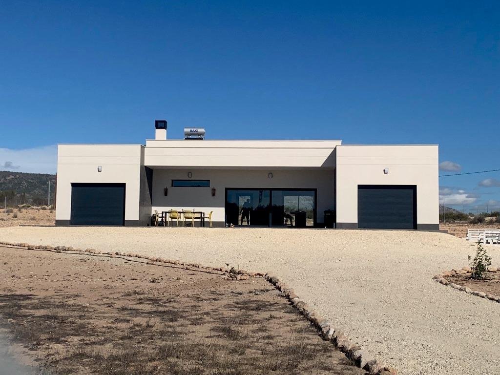 Villa met 4 slaapkamers in Pinoso