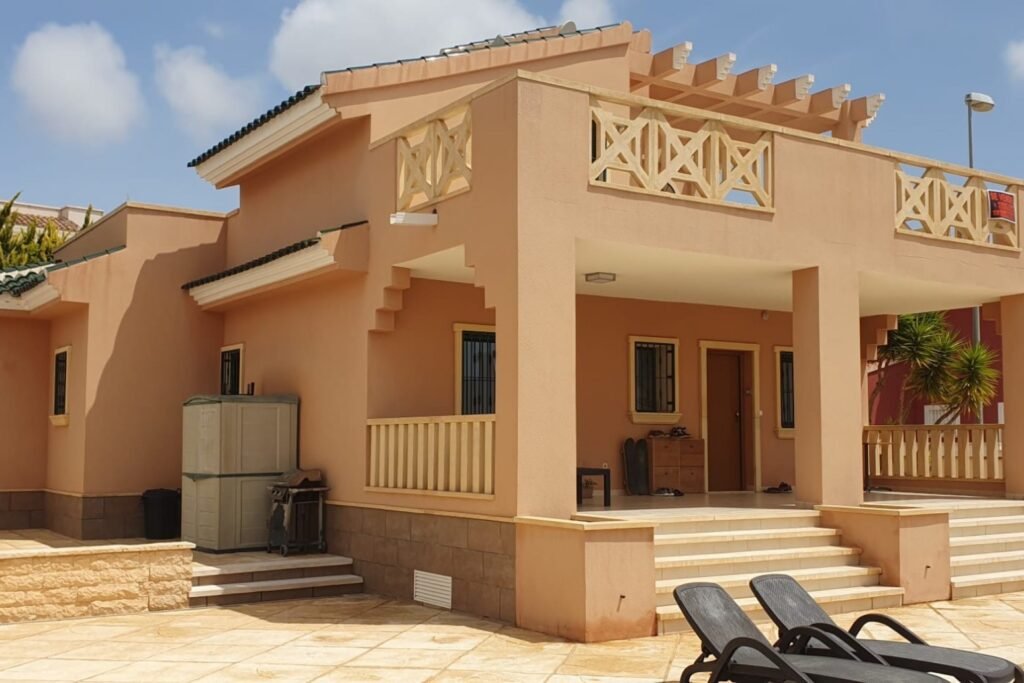 Villa met 4 slaapkamers in Ciudad Quesada