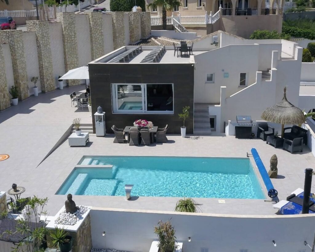 Villa met 6 slaapkamers in Ciudad Quesada
