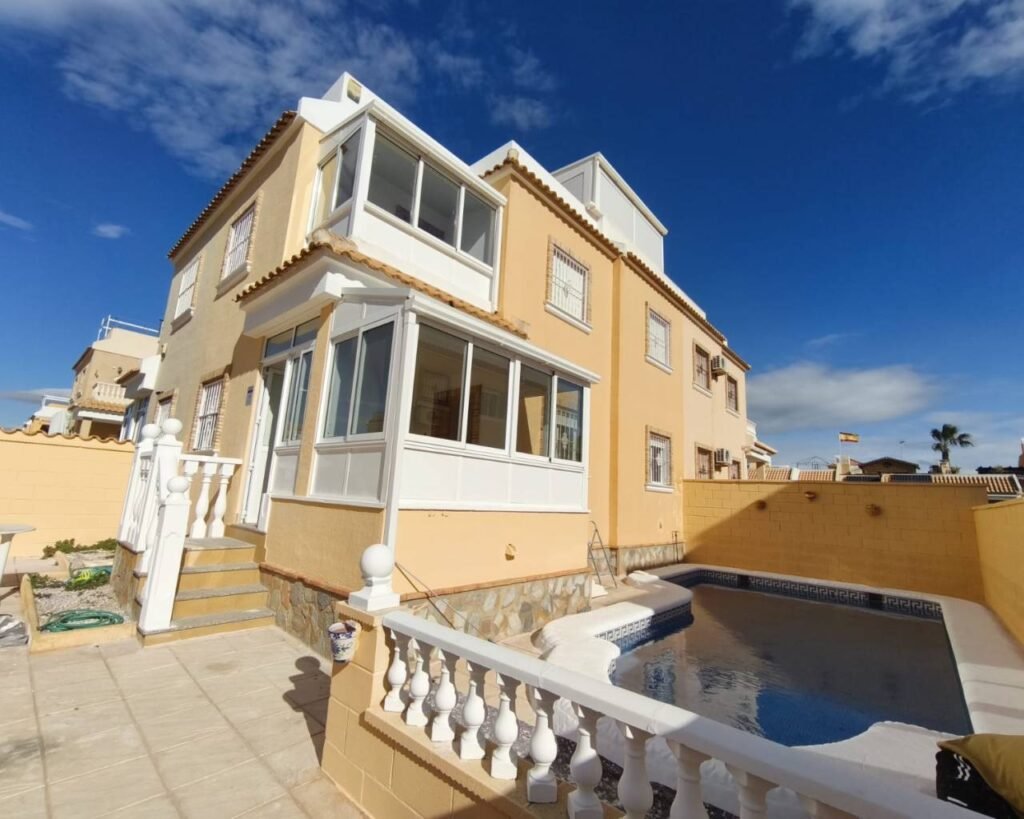 Villa met 3 slaapkamers in Ciudad Quesada