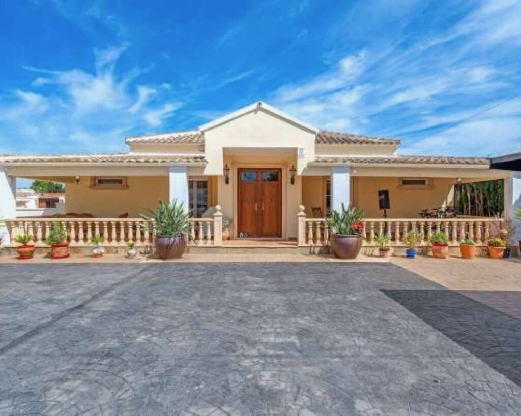 Villa met 6 slaapkamers in Almoradi