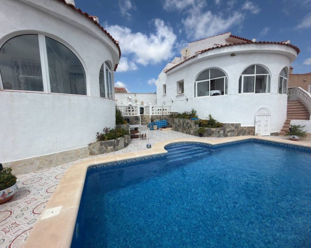 Villa met 4 slaapkamers in Ciudad Quesada