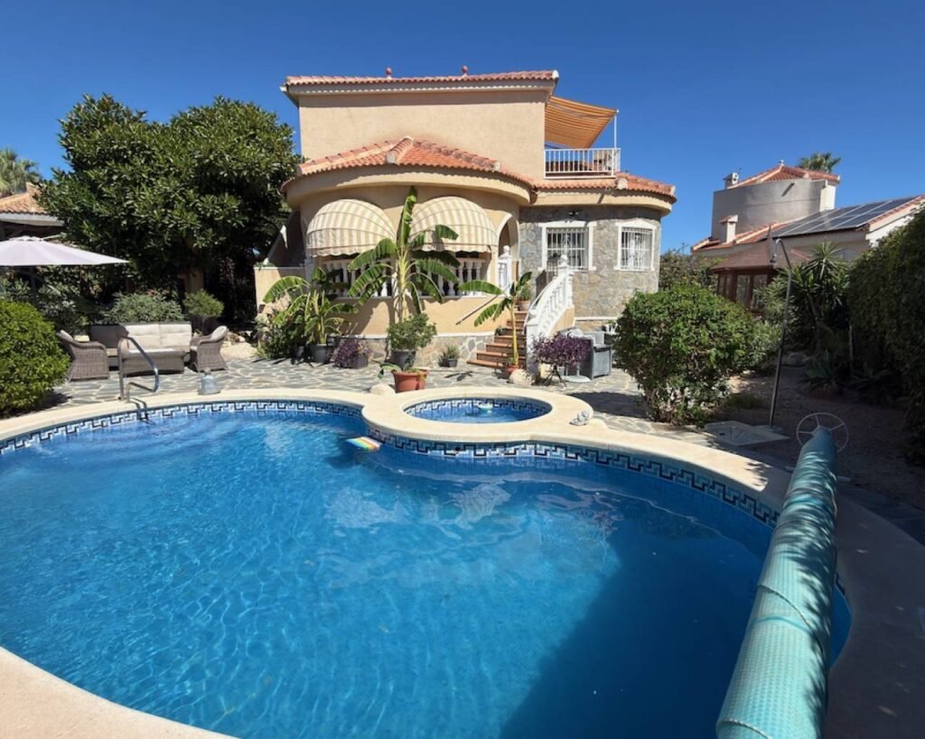 Villa met 3 slaapkamers in Ciudad Quesada